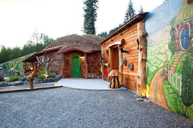 Hobbit-Montana-House