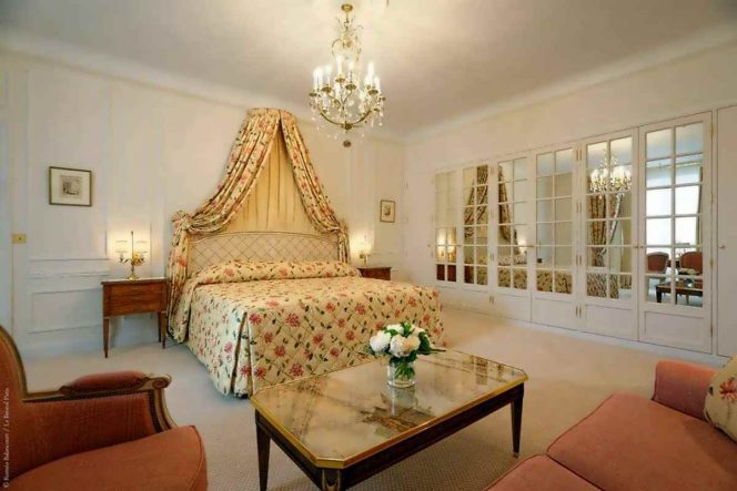 Suite Real del Hotel Le Bristol de París hoteles caros lujosos