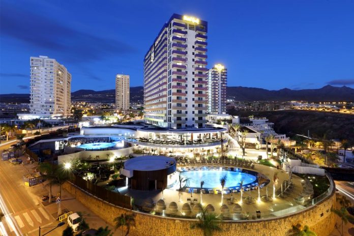 Hard Rock Hotel Tenerife proyectos de sostenibilidad y rehabilitación hotelera