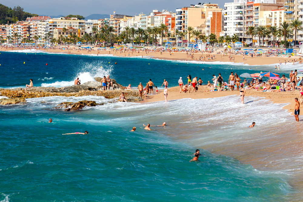 2023 turismo españa playas sobreturismo